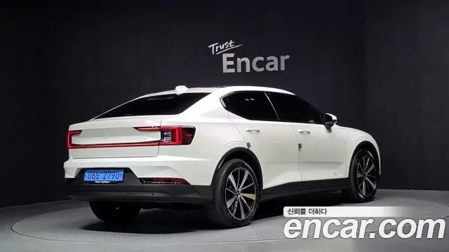 Polestar 2 2022 thumb 2