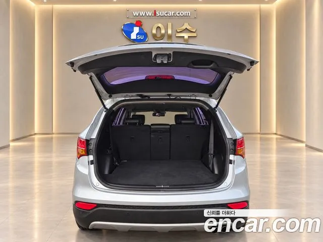 Hyundai Santa Fe 2012 thumb 5