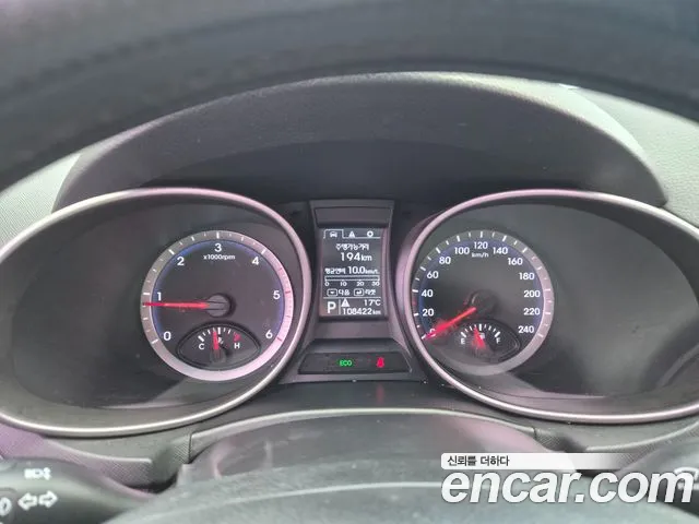 Hyundai Santa Fe 2012 thumb 6