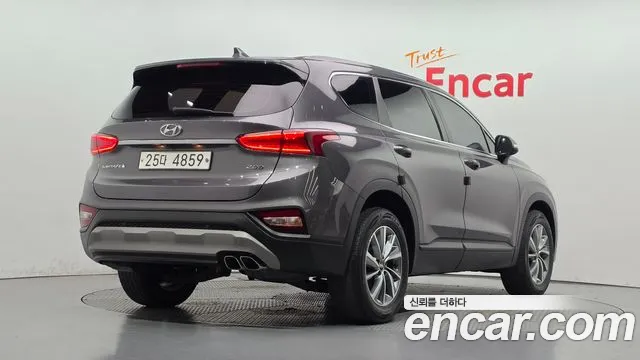 Hyundai Santa Fe 2018 thumb 2