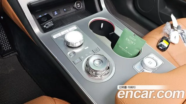 Genesis GV80 2025 thumb 9