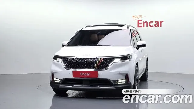 Kia Carnival 2021 thumb 3