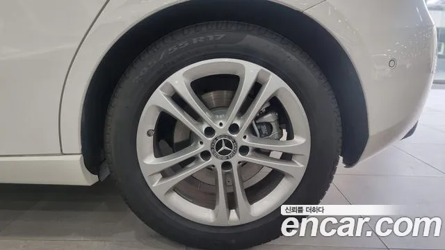 Mercedes-Benz A-Класс 2026 thumb 5