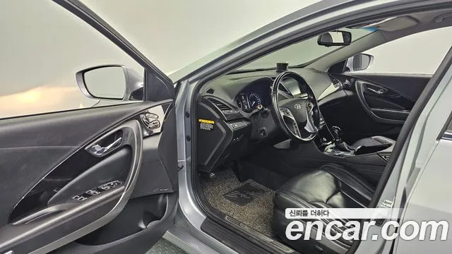 Hyundai Grandeur 2014 thumb 10