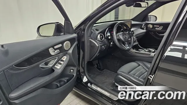 Mercedes-Benz GLC 2018 thumb 9
