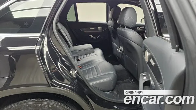 Mercedes-Benz GLC 2018 thumb 10