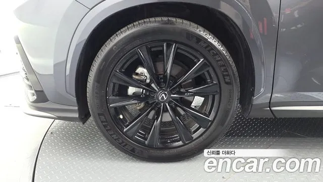 Lexus NX 2022 thumb 5