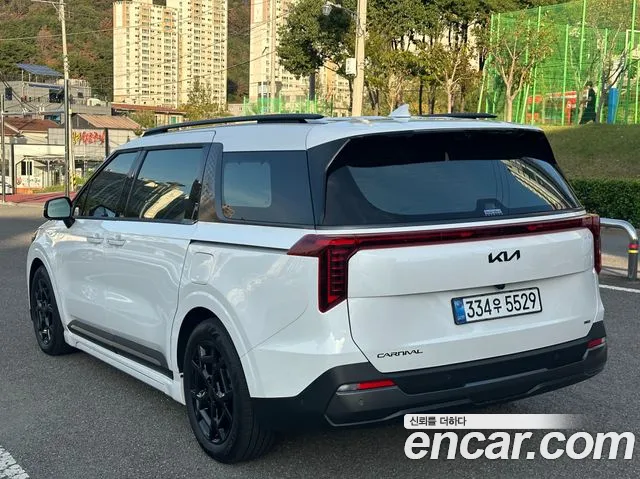 Kia Carnival 2025 thumb 6