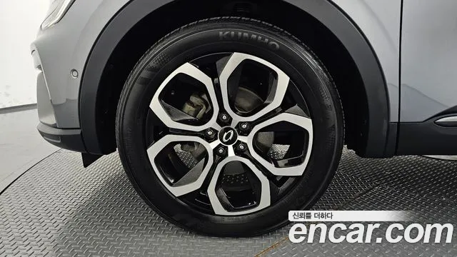 Renault-KoreaSamsung Arkana 2023 thumb 5