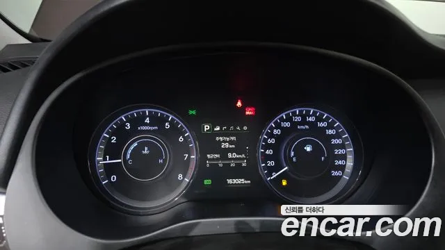Hyundai Aslan 2016 thumb 8