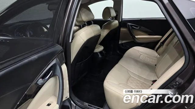 Hyundai Aslan 2016 thumb 12