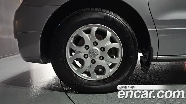 Hyundai Starex 2012 thumb 5