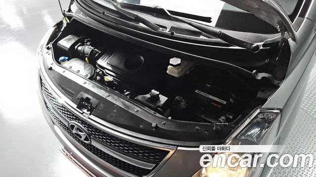Hyundai Starex 2012 thumb 6
