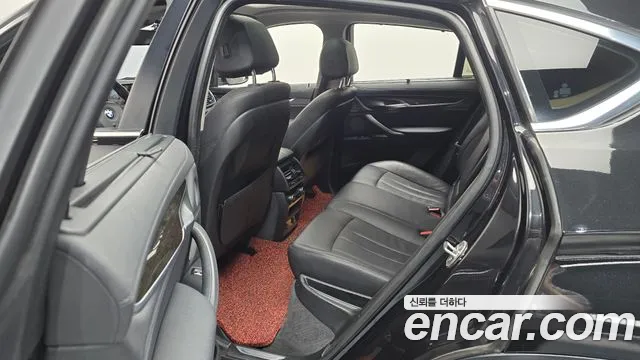 BMW X6 2017 thumb 11