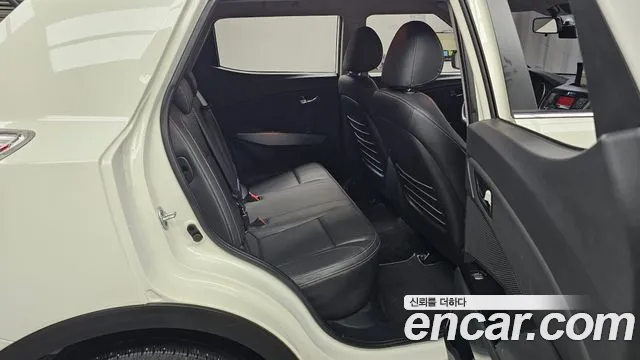 KG_Mobility_Ssangyong TIBOLI 2018 thumb 11