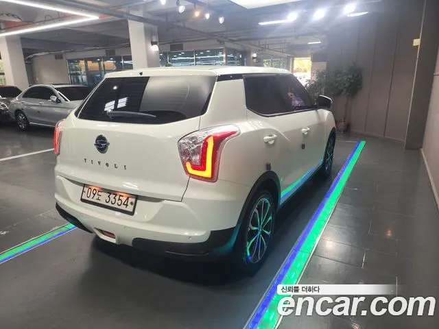 KG_Mobility_Ssangyong TIBOLI 2017 thumb 5