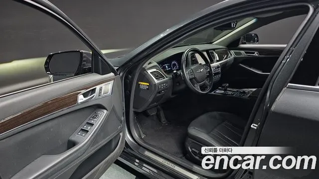 Genesis G80 2019 thumb 10