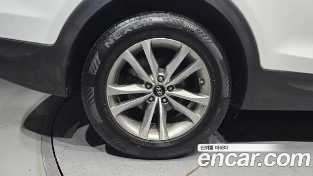 Hyundai Santa Fe 2015 thumb 5