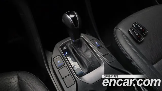 Hyundai Santa Fe 2015 thumb 9