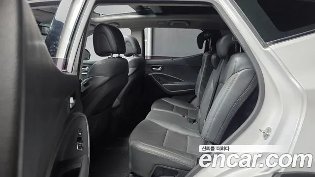 Hyundai Santa Fe 2015 thumb 12