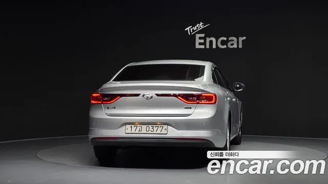 Renault-KoreaSamsung Megane 2016 thumb 4