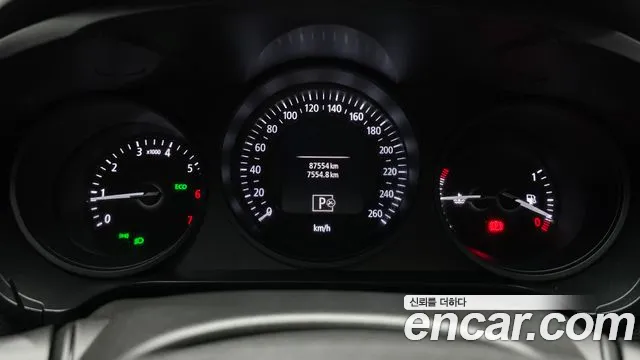 Renault-KoreaSamsung Megane 2016 thumb 8