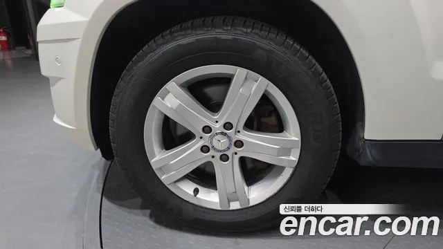 Mercedes-Benz GLK-Class 2012 thumb 5