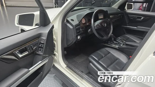 Mercedes-Benz GLK-Class 2012 thumb 10