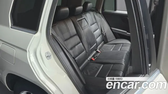 Mercedes-Benz GLK-Class 2012 thumb 12