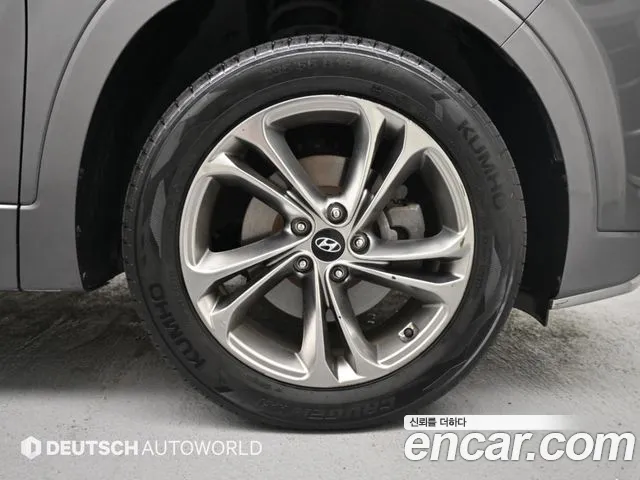 Hyundai Santa Fe 2018 thumb 5