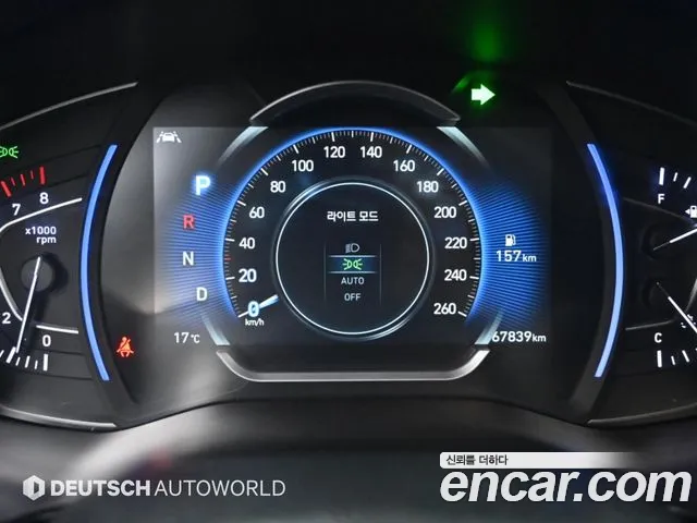 Hyundai Santa Fe 2018 thumb 8