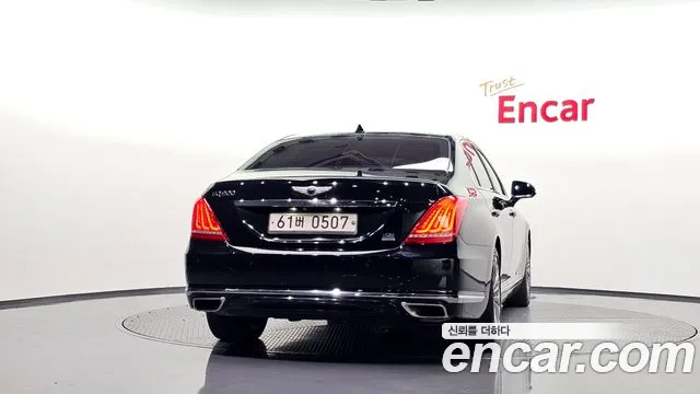 Genesis G90 2016 thumb 4