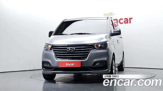 Hyundai Starex 2018 thumb 3