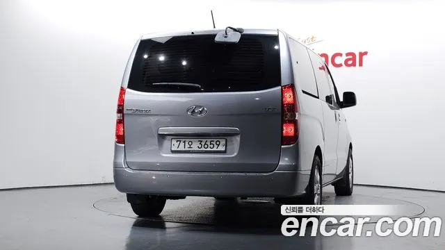 Hyundai Starex 2018 thumb 4
