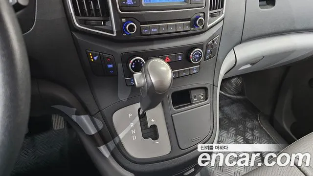 Hyundai Starex 2018 thumb 9