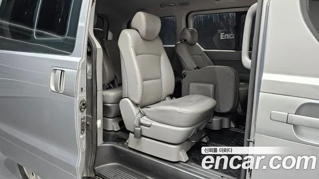 Hyundai Starex 2018 thumb 12
