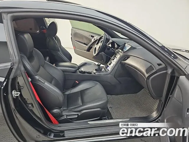 Hyundai Genesis 2011 thumb 8