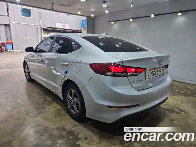 Hyundai Avante 2016 thumb 6