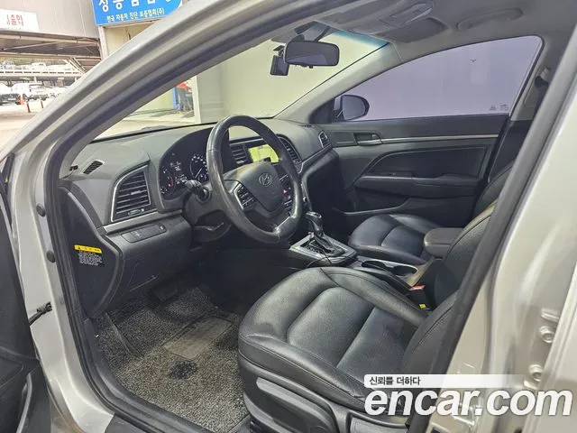 Hyundai Avante 2016 thumb 9
