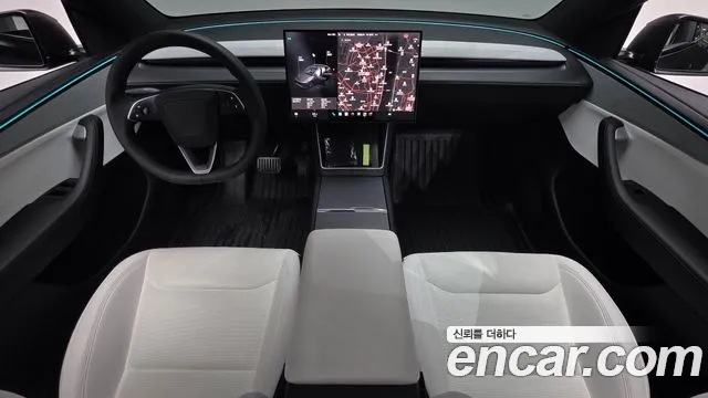 Tesla Model Y 2026 thumb 6