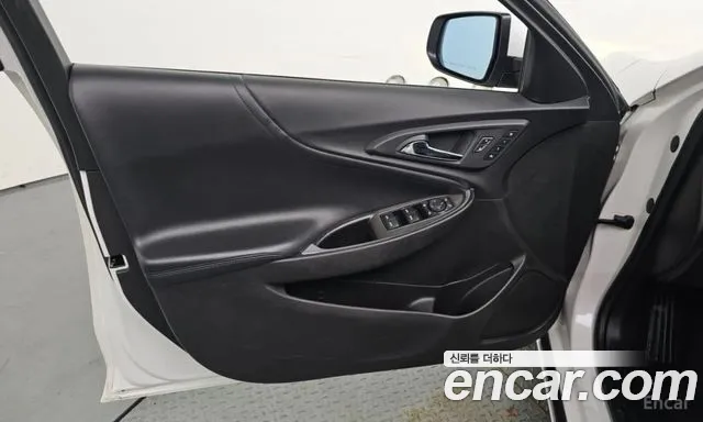 ChevroletGMDaewoo Malibu 2018 thumb 11
