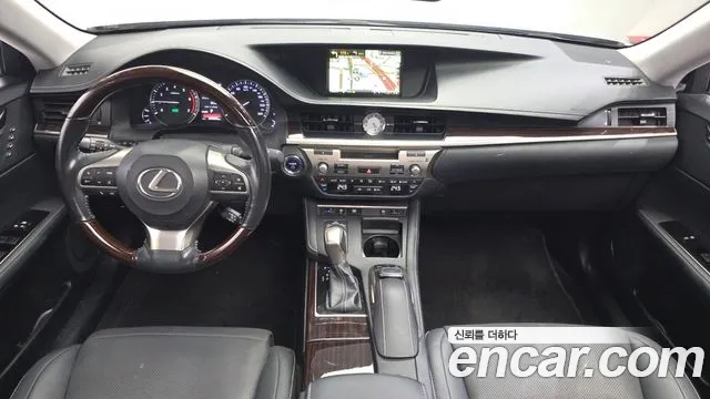Lexus ES 2017 thumb 7