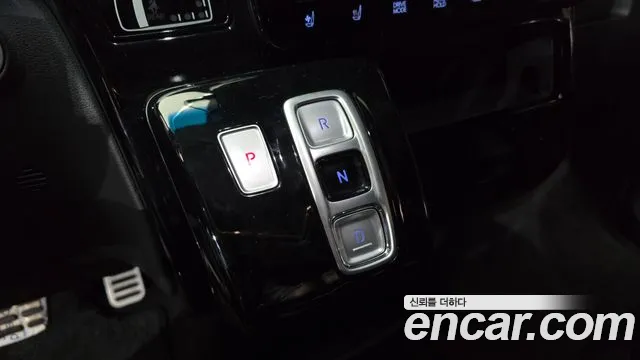 Hyundai Staria 2021 thumb 9