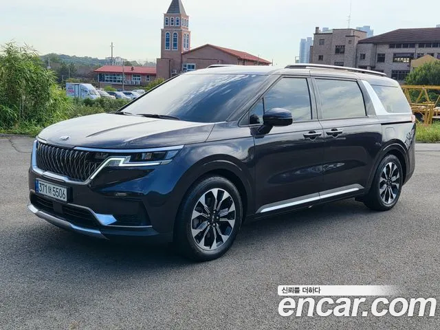 Kia Carnival 2021 thumb 11