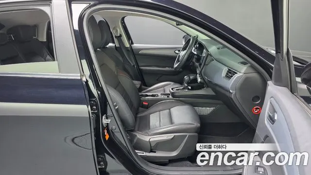Renault-KoreaSamsung Arkana 2021 thumb 11