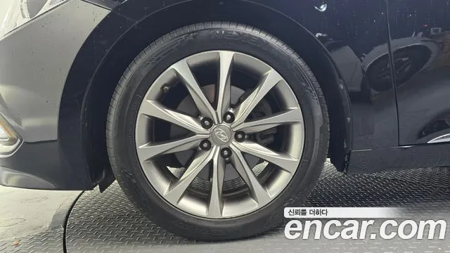 Hyundai Grandeur 2015 thumb 5