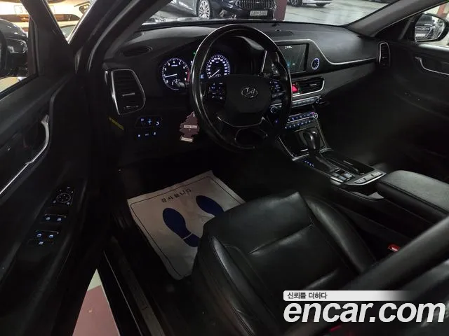 Hyundai Grandeur 2017 thumb 9