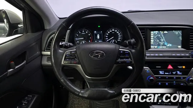 Hyundai Avante 2016 thumb 12