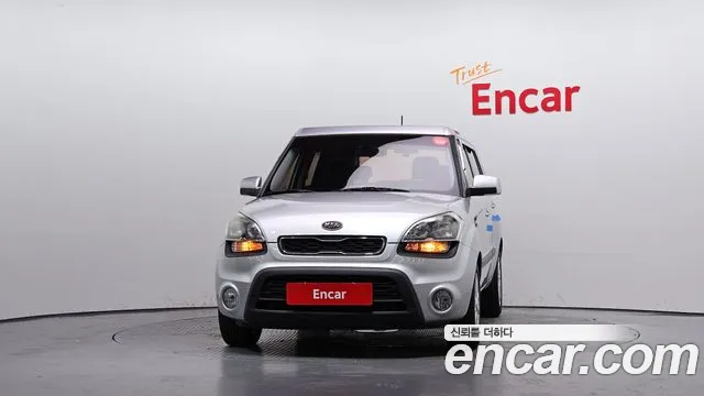 Kia Soul 2012 thumb 3