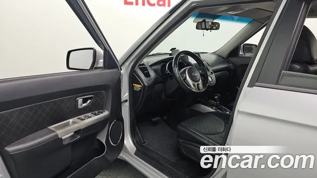 Kia Soul 2012 thumb 10